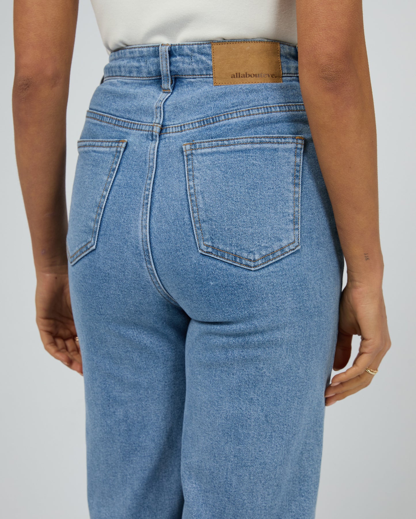 Charlie High Rise Wide Leg Jeans - Heritage Blue