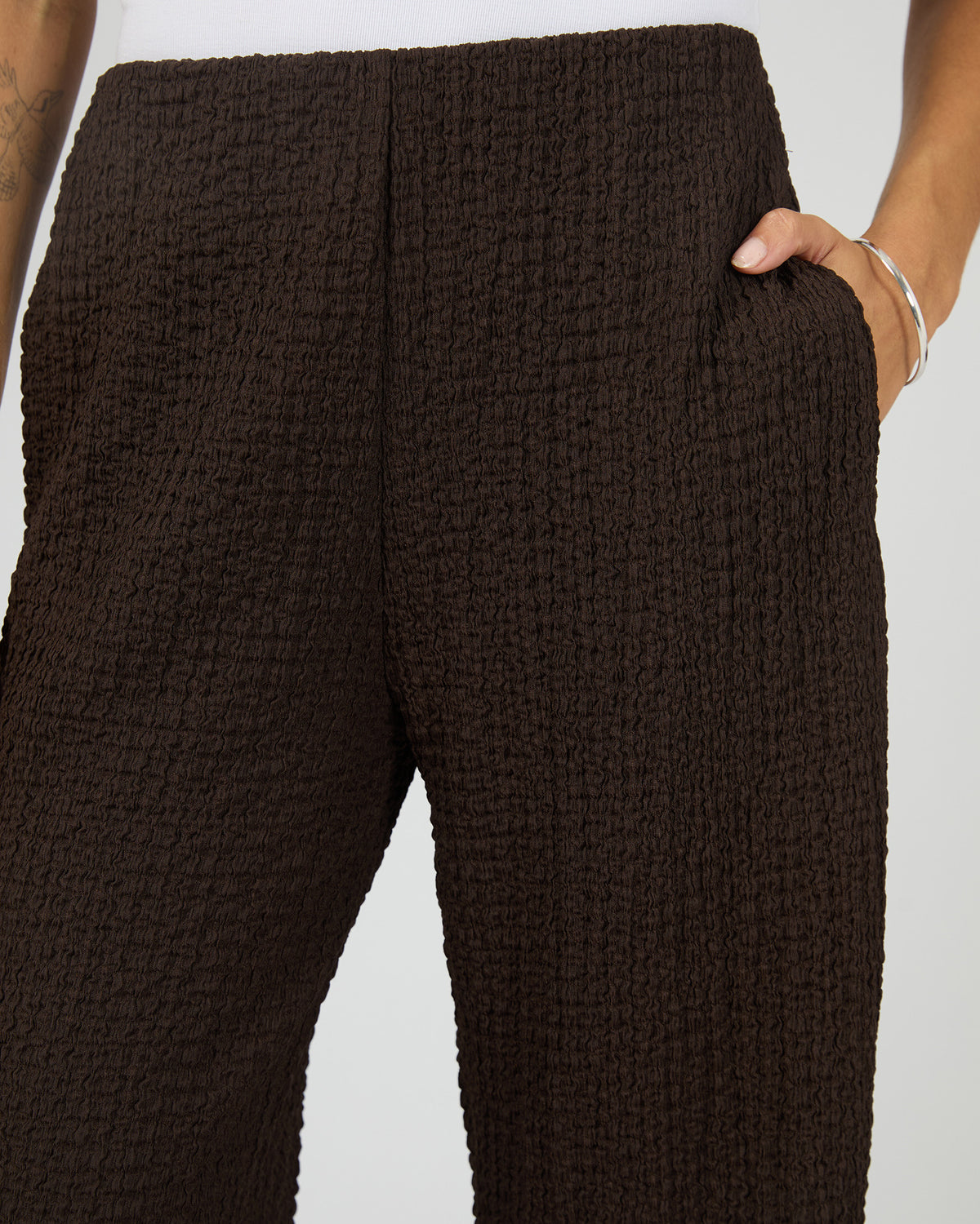 Luca Textured Pant - Chocolate