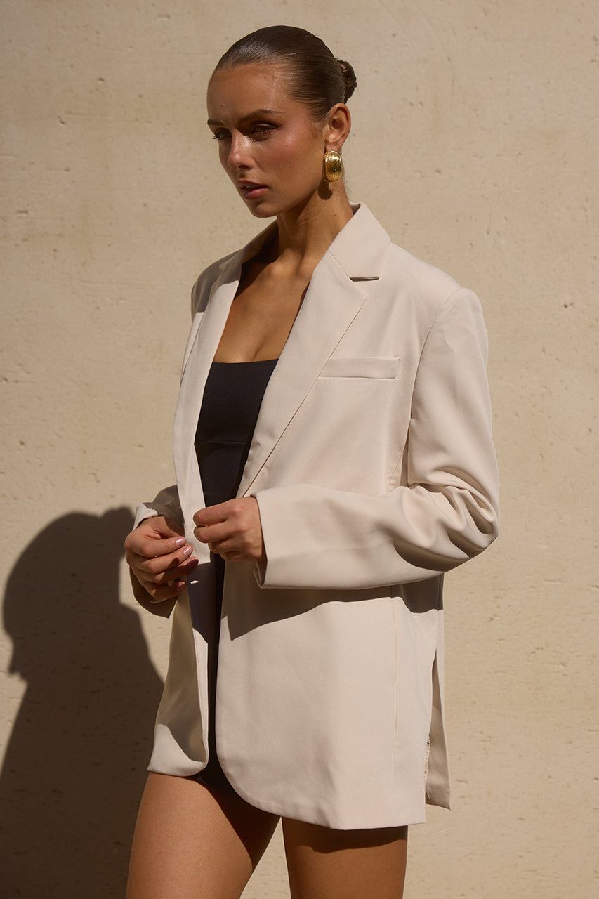 Harrison Blazer - Stone by Runaway The Label - in XS | SWAACE