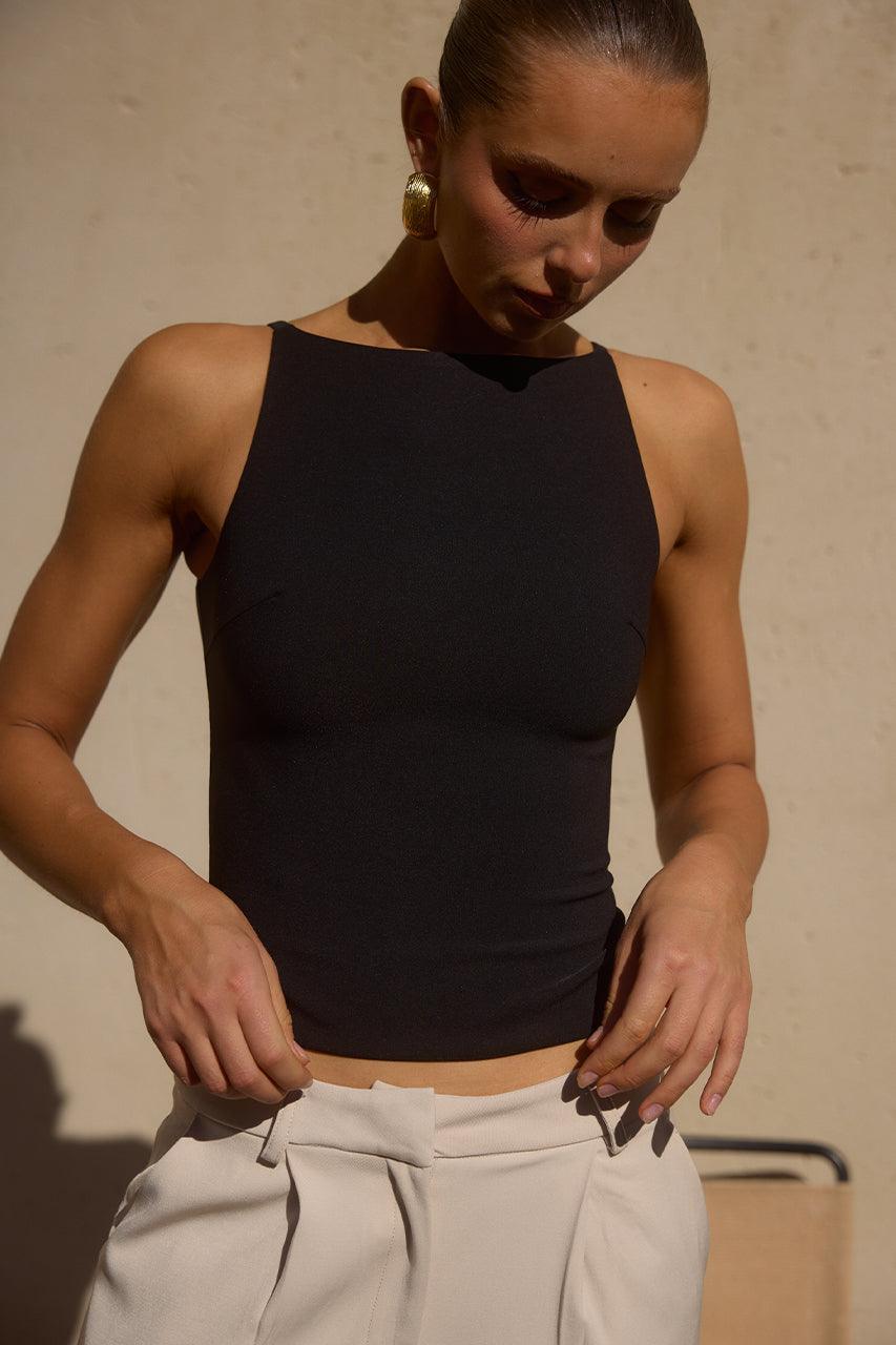 Carter Top - Black by Runaway The Label - in XS | SWAACE