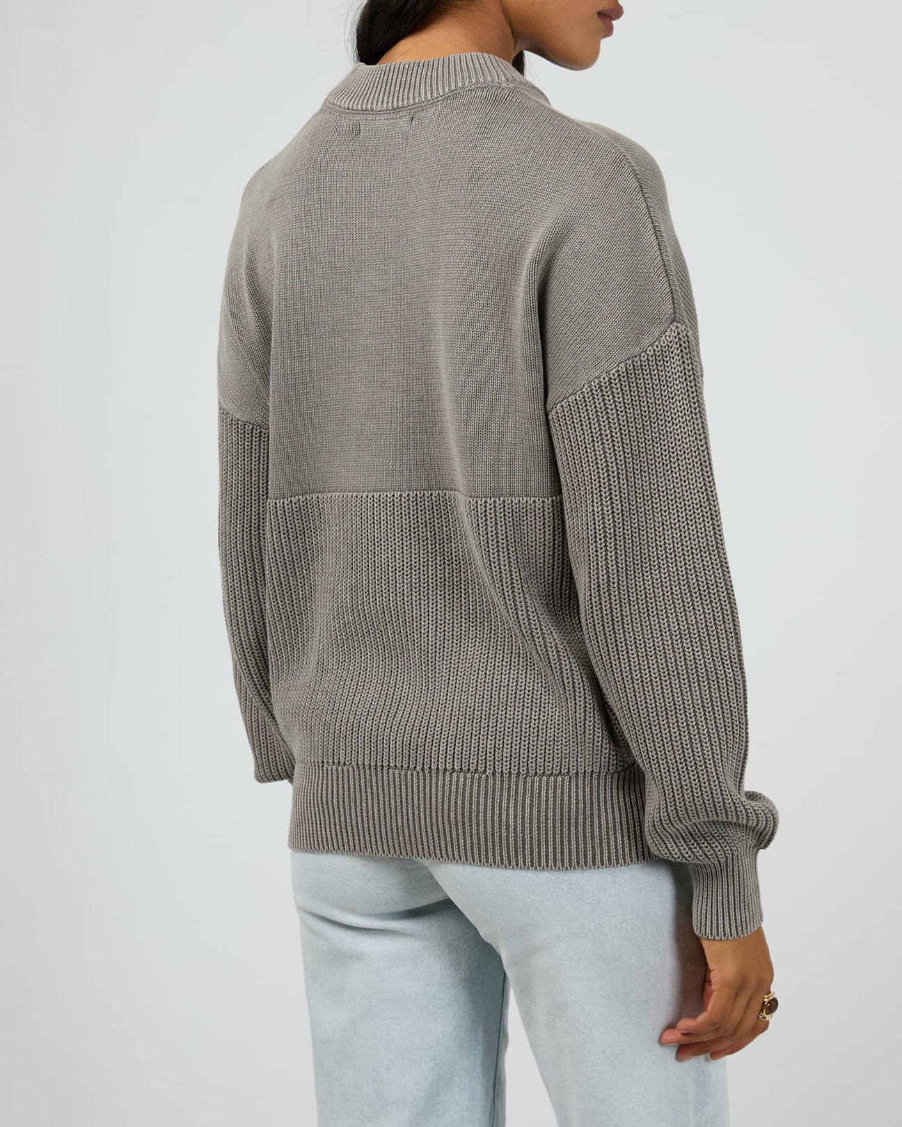 Vital Washed Knit Crew - Charcoal