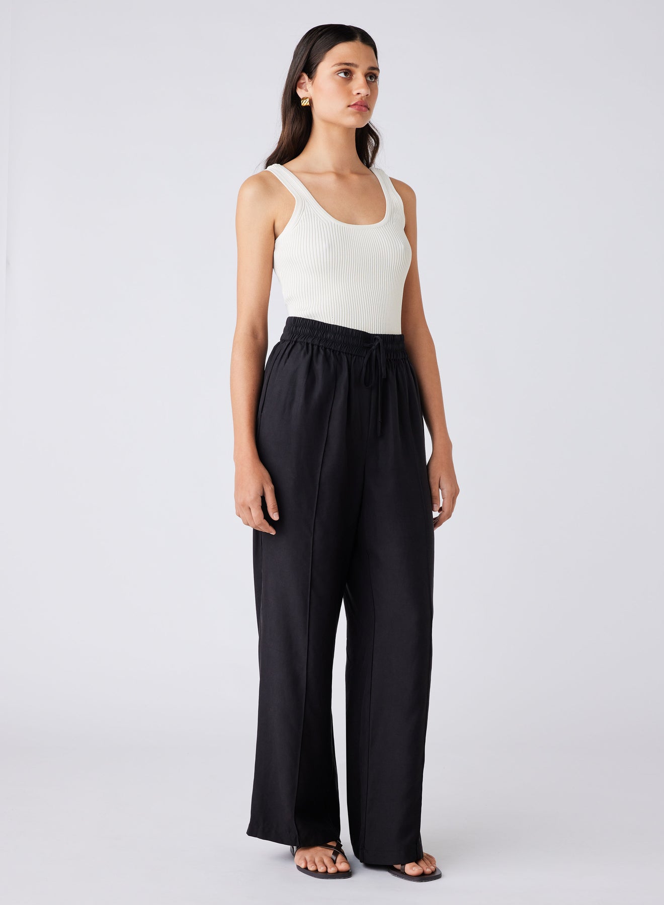 Monochrome Pant - Black - Esmaee