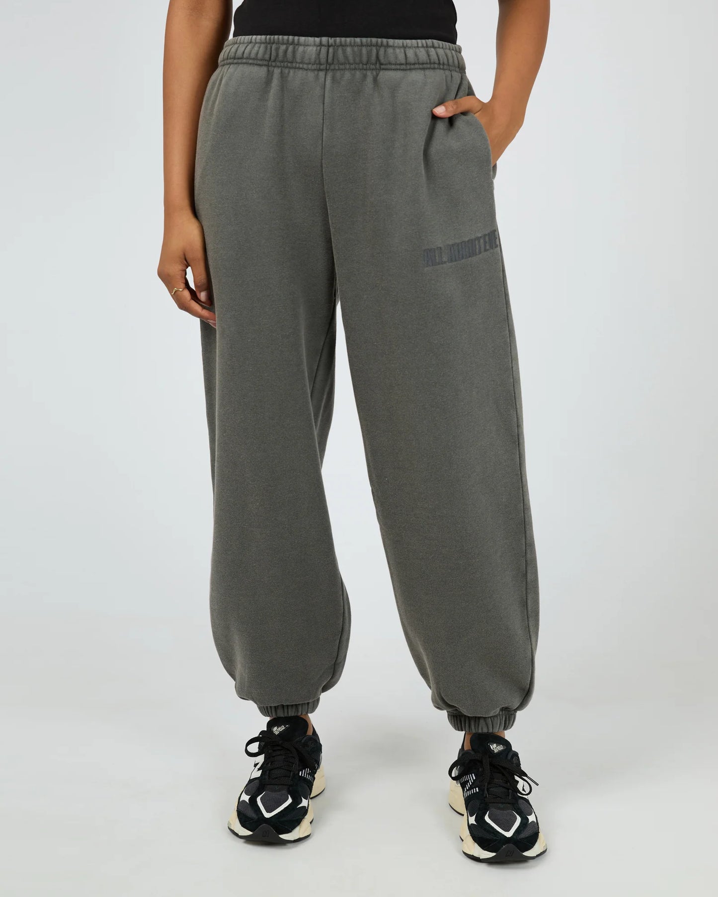Vital Washed Trackpant - Charcoal