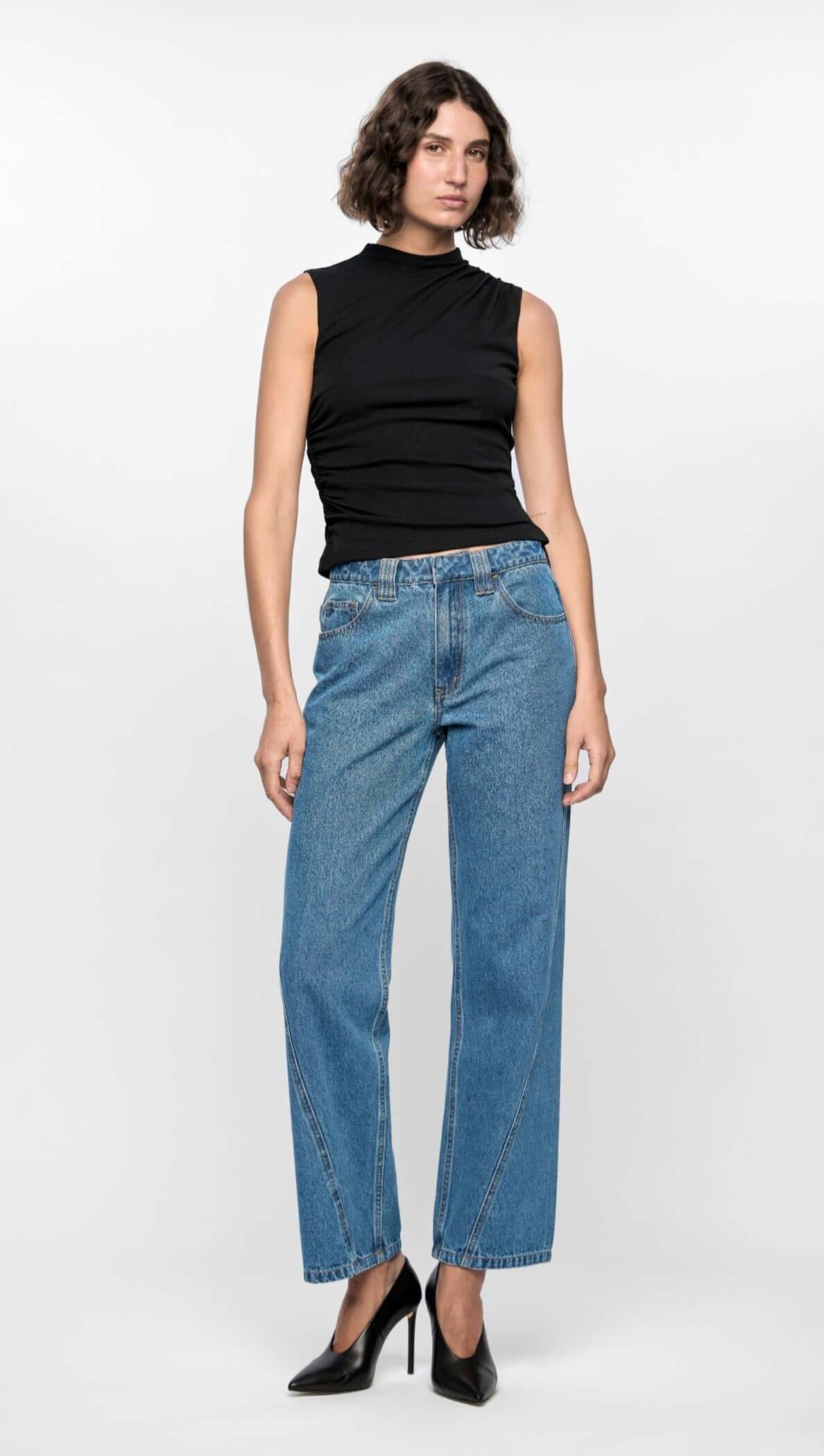 Maverick Denim Jeans - Mid Blue