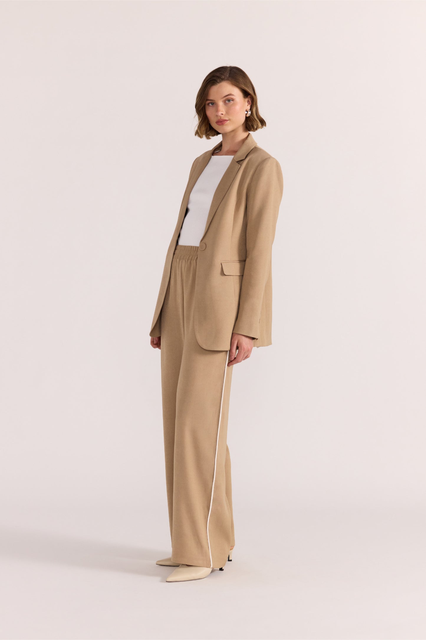 Bromley Blazer - Camel