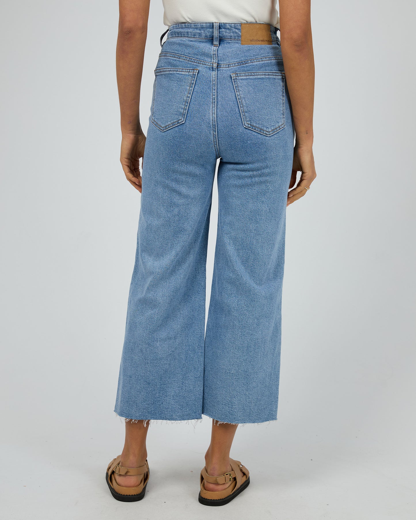 Charlie High Rise Wide Leg Jeans - Heritage Blue