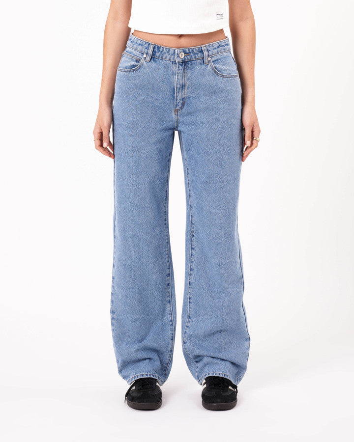 95 Baggy Petite Gigi Jeans - Mid Blue by Abrand Jeans - in 8/26 | SWAACE