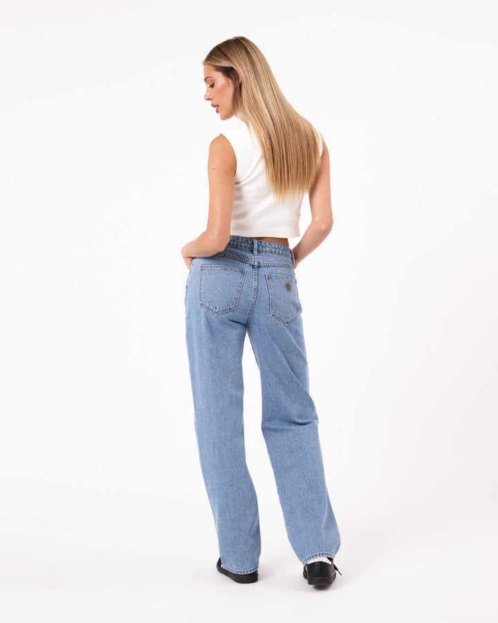 95 Baggy Petite Gigi Jeans - Mid Blue by Abrand Jeans - in 8/26 | SWAACE