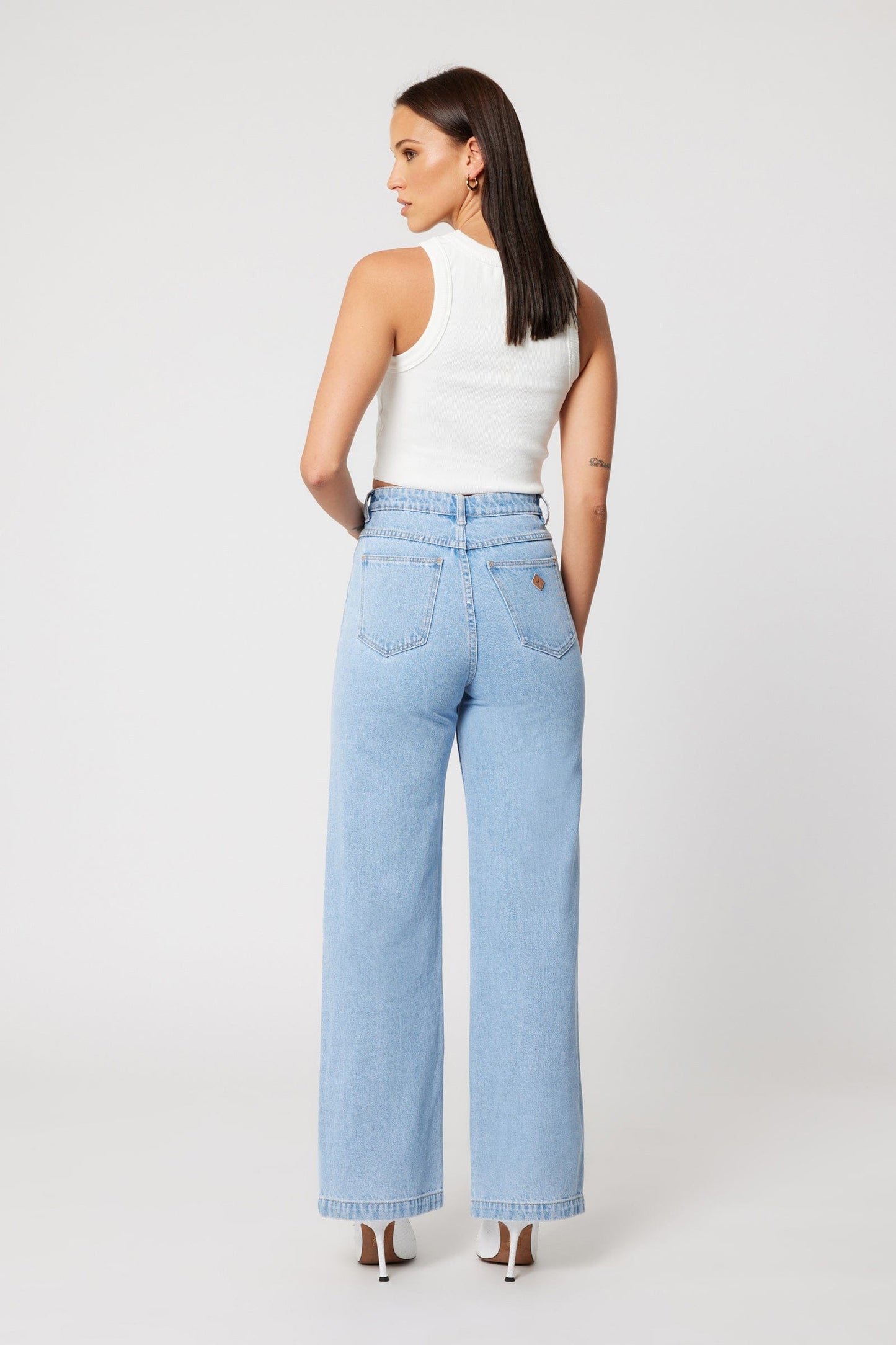 94 High & Wide Kendall Jean - Light Vintage Blue