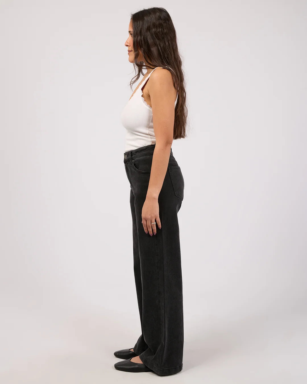Jacqui Wide Leg Petite Jeans - Washed Black