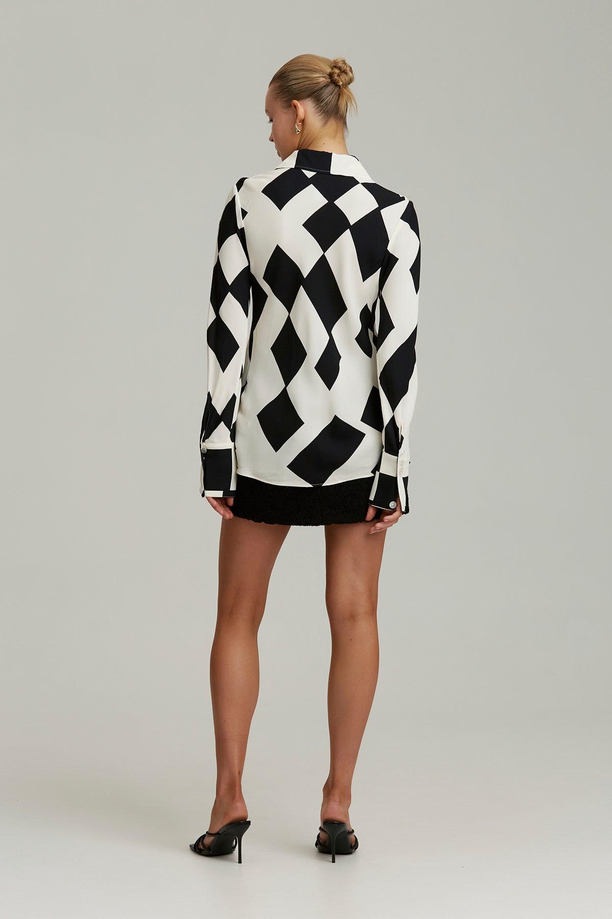 Emergent Adore You Shirt by C/MEO Collective - in XS | SWAACE