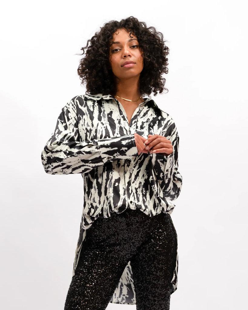 Tarra Shirt - Zebra by We Are The Others - in 1/XS | SWAACE