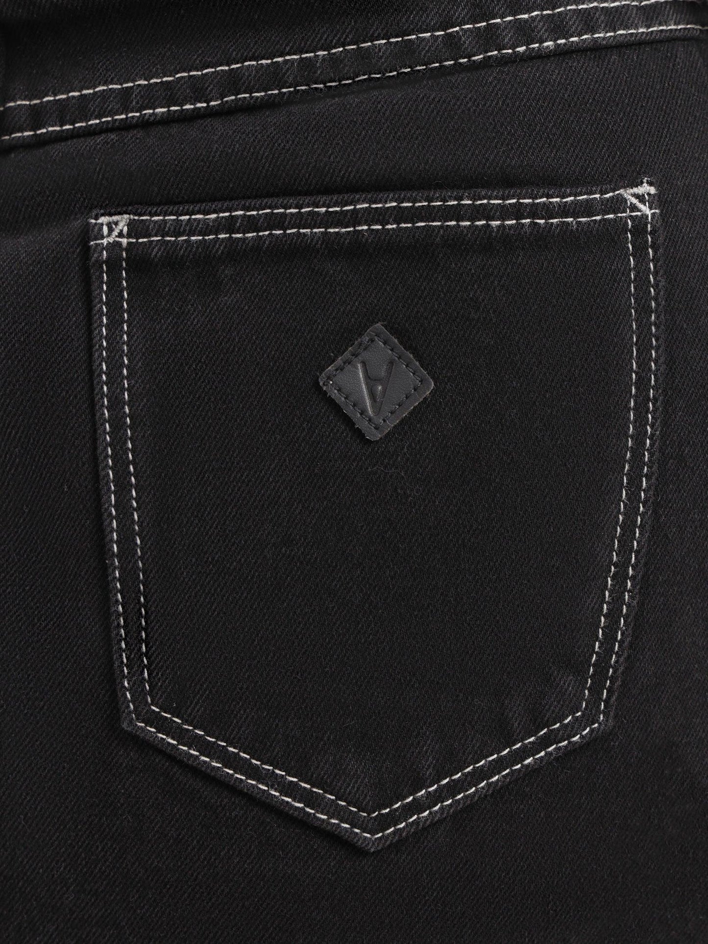 A Skirt Maddy - Black by Abrand Jeans - in 8/26 | SWAACE