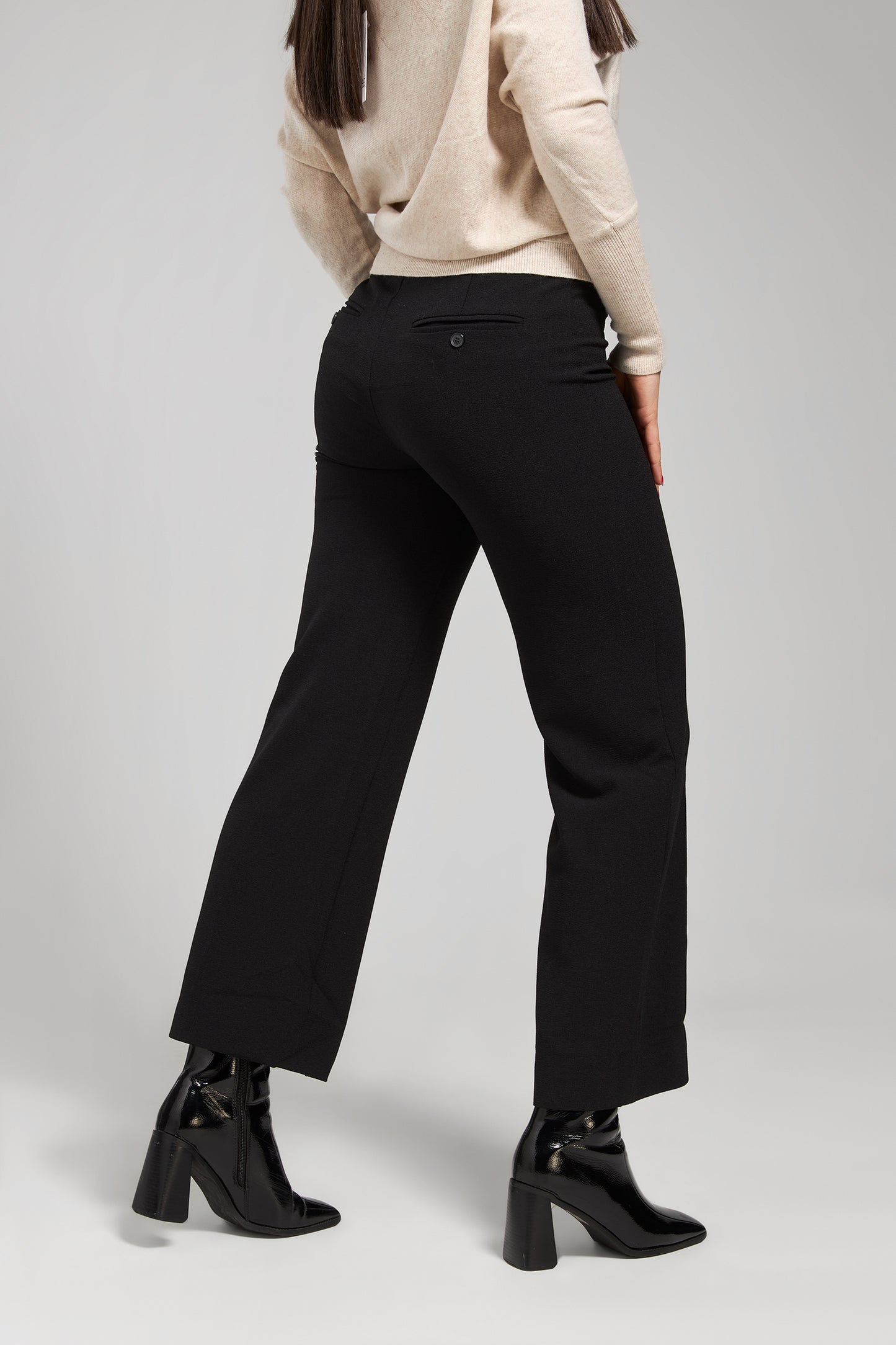 Token Pant - Black by Esmaee - in XS | SWAACE