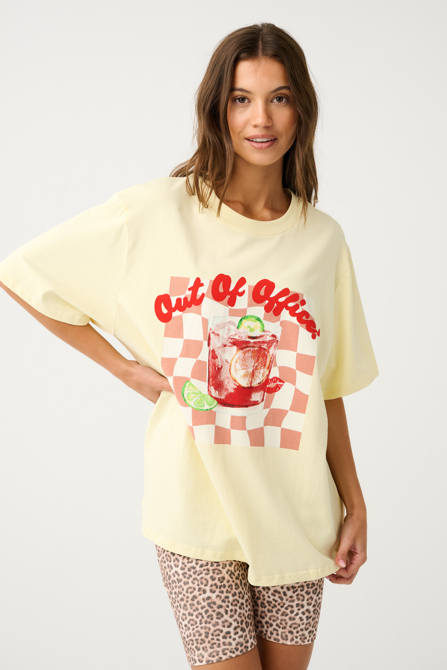 Out Of Office Jeana Tee - Vintage Wash Lemon