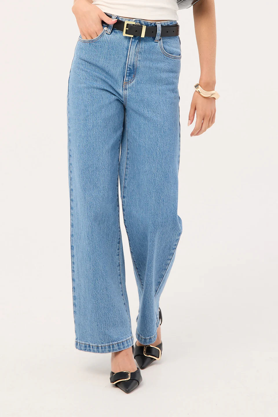 A 94 High & Wide Petite Debbie Jeans