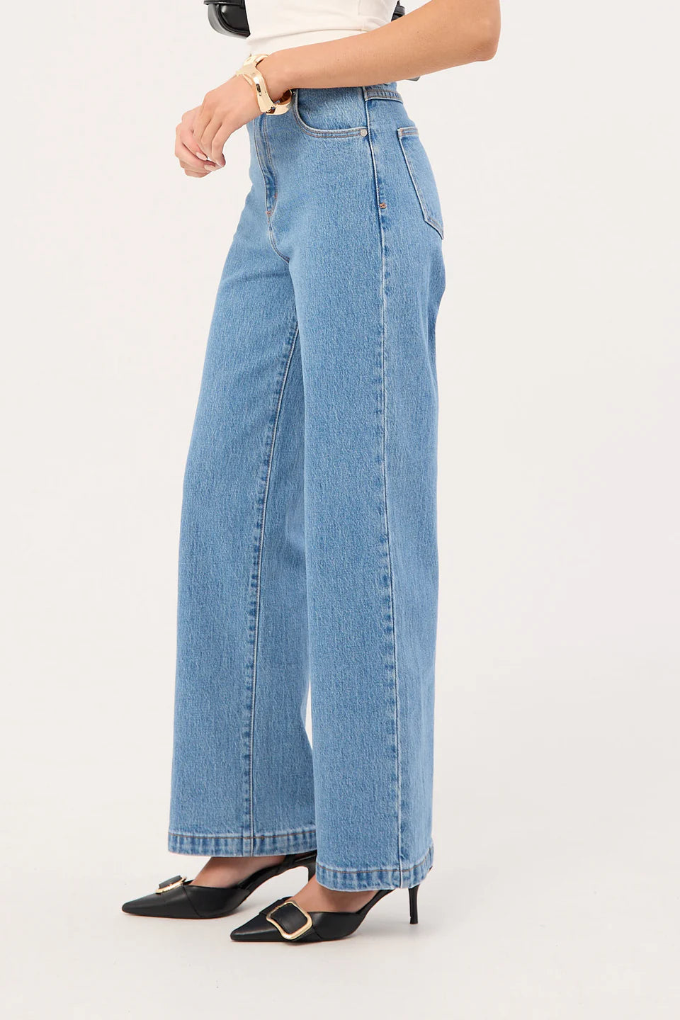 A 94 High & Wide Petite Debbie Jeans
