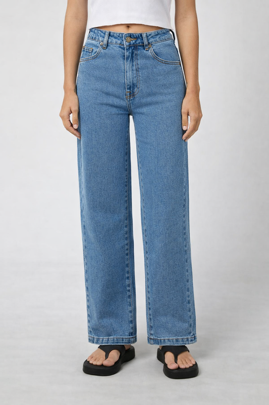 Jacqui Wide Leg Petite Jeans - Light Blue