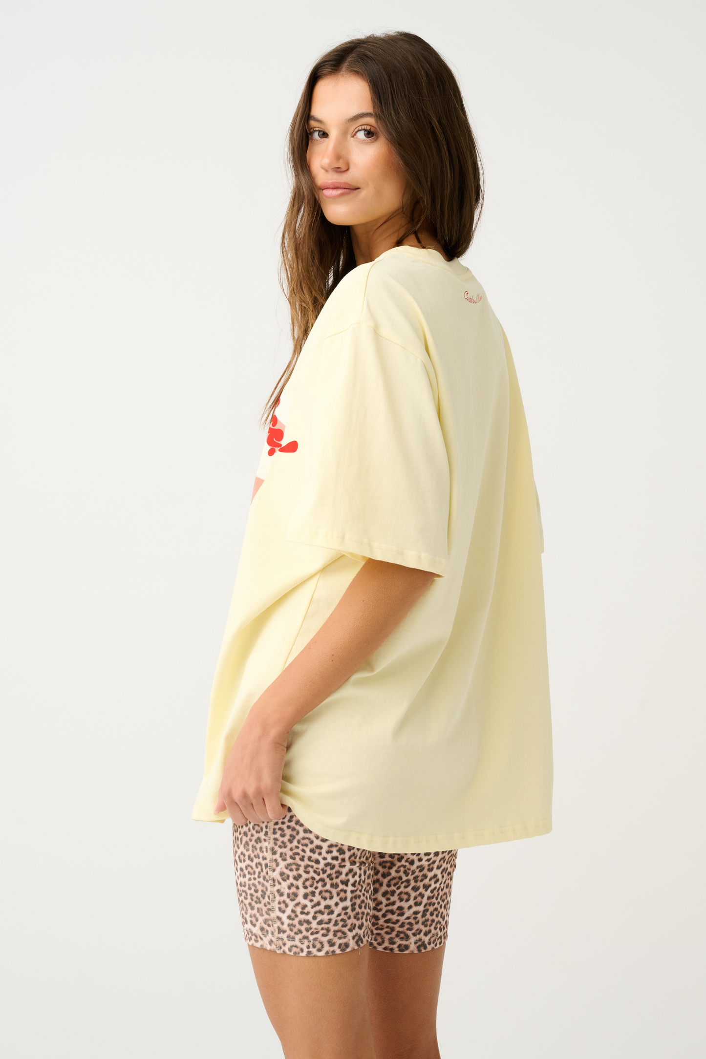 Out Of Office Jeana Tee - Vintage Wash Lemon
