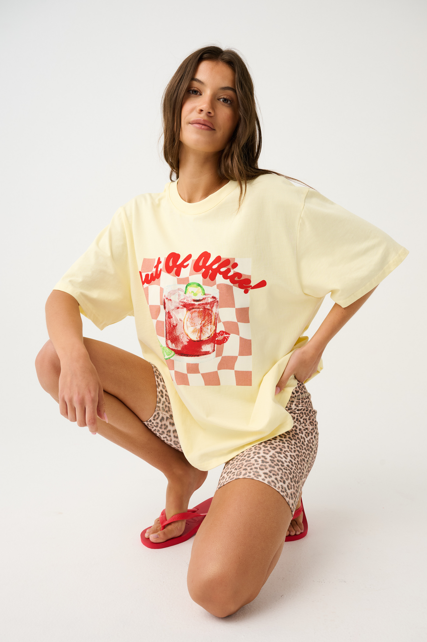 Out Of Office Jeana Tee - Vintage Wash Lemon