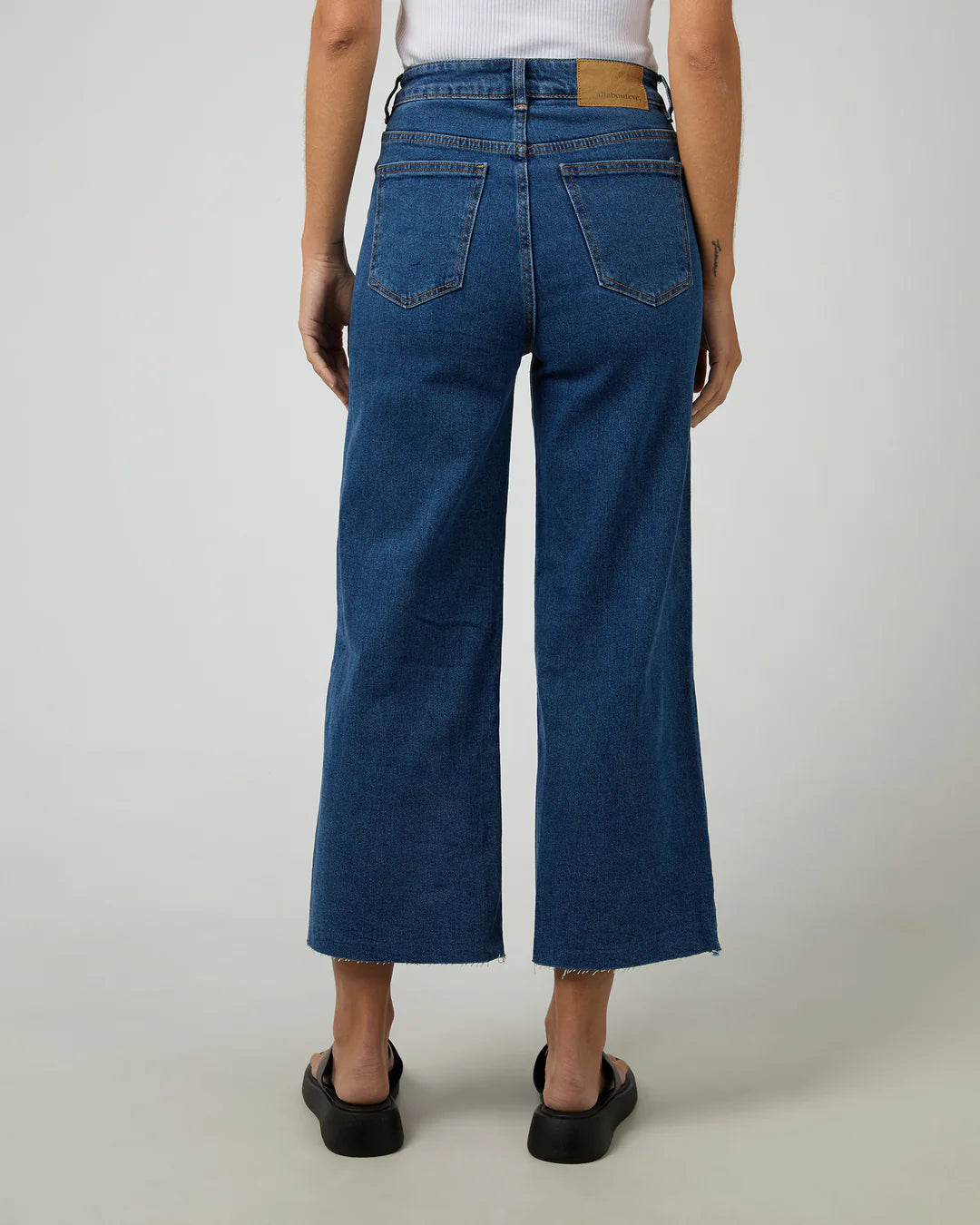 Charlie High Rise Wide Leg Jeans -  Mid Blue