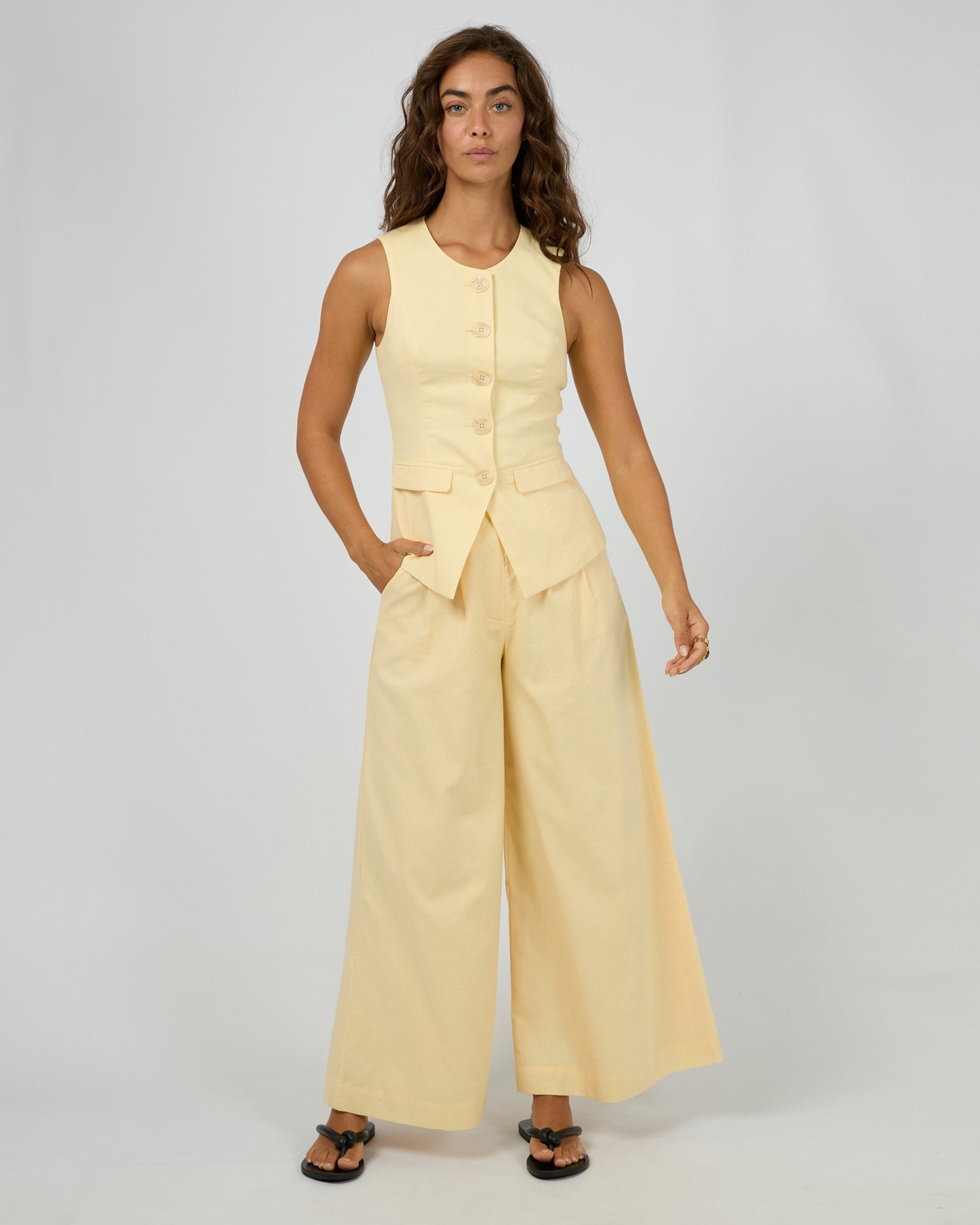 Alessa Linen Vest - Yellow