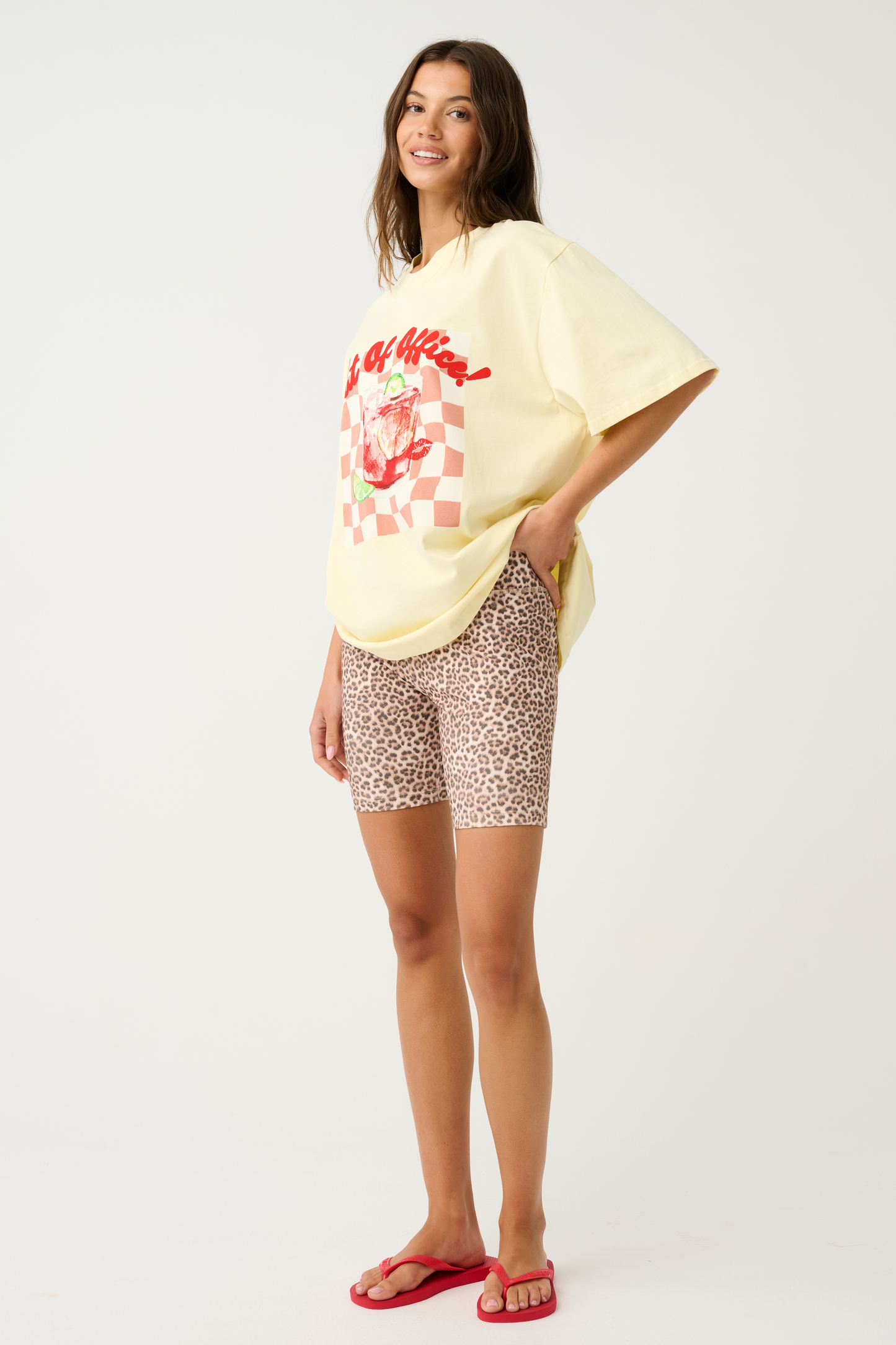 Out Of Office Jeana Tee - Vintage Wash Lemon