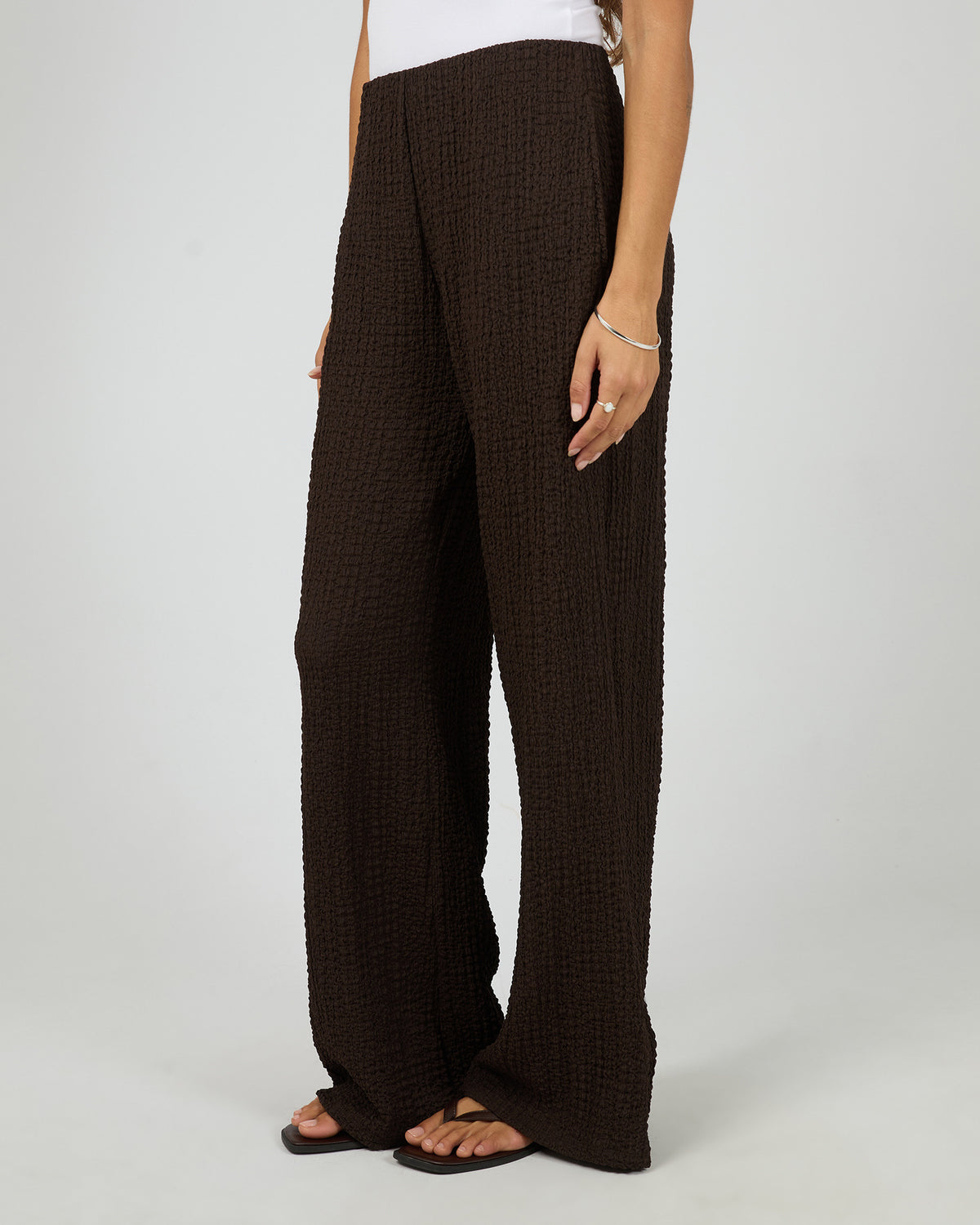 Luca Textured Pant - Chocolate