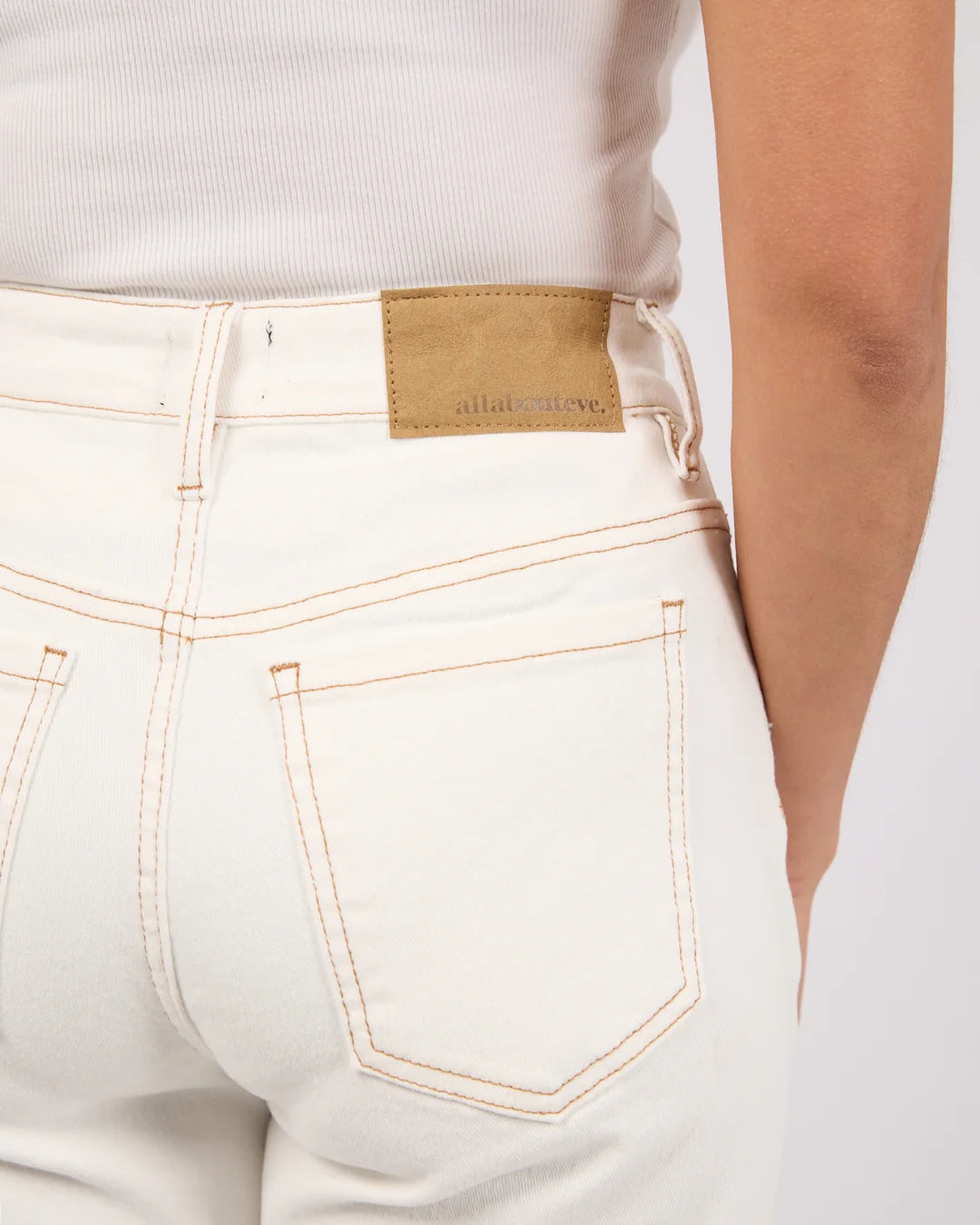 Jacqui Wide Leg Petite Jeans - Vintage White