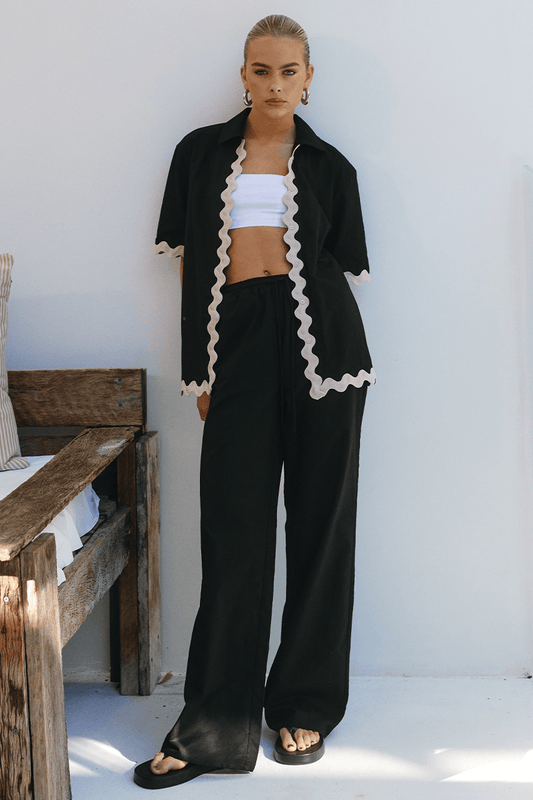 Harry Shirt & Pant Set - Black by Seven Wonders - in XS | SWAACE