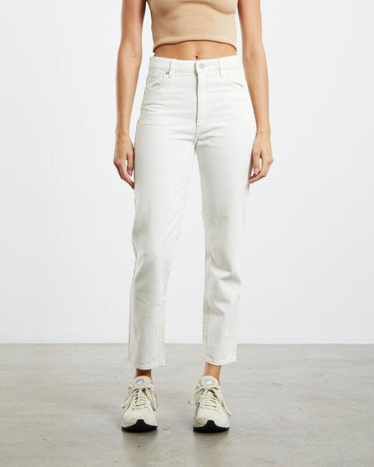 A 94 High Slim Jeans - Stone White by Abrand Jeans - in 9/27 | SWAACE