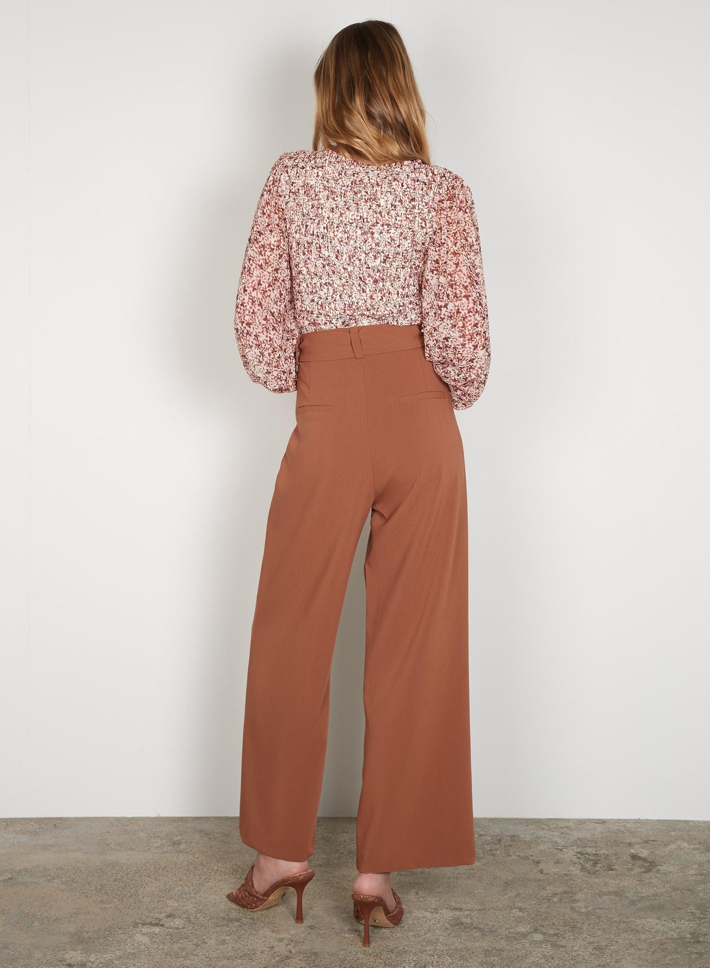 Rayne Pant by Esmaee - in XS | SWAACE