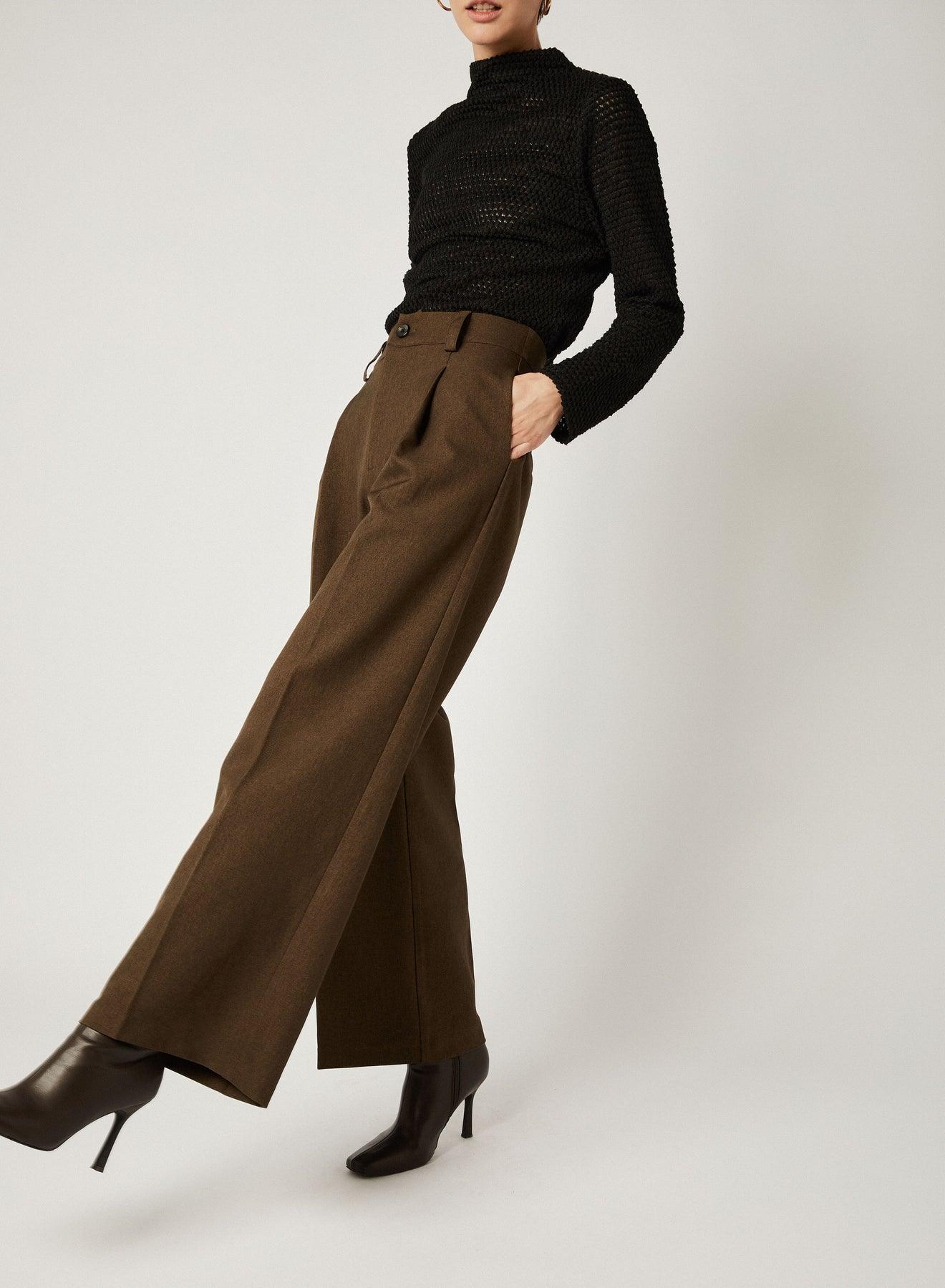 Signature Pant - Dark Olive by Esmaee - in XS | SWAACE