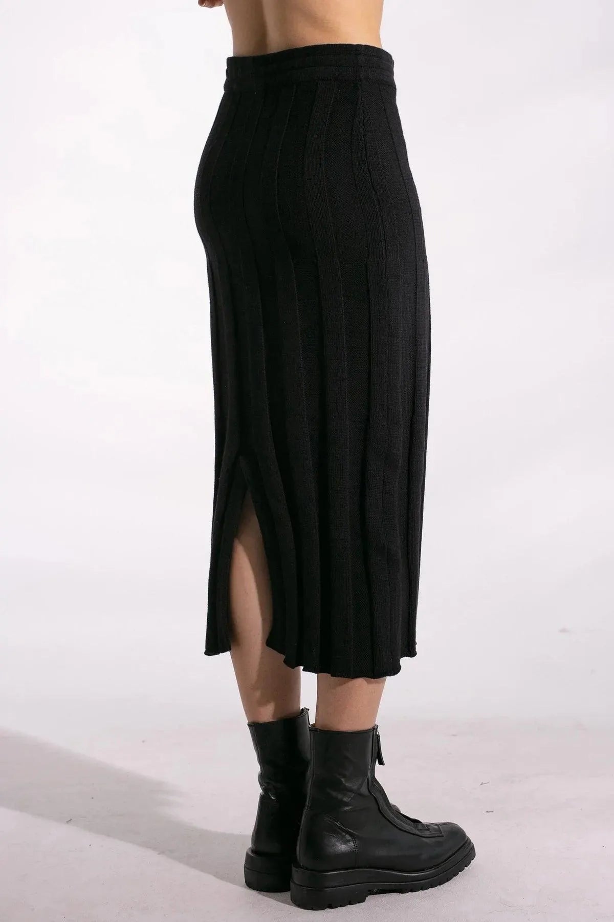 Briana Knit Top & Skirt Set - Black by Rue Stiic - in XS | SWAACE